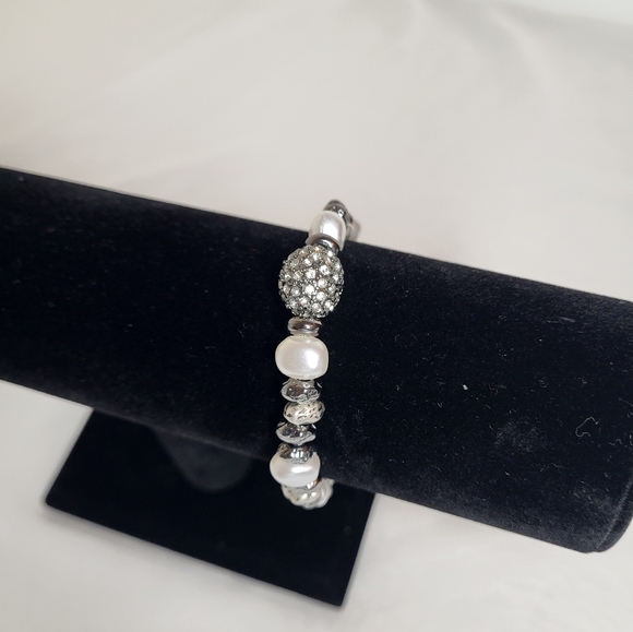 Bracelet - Picture 2 of 9